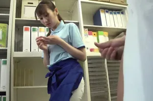 Tôi không thể chịu đựng được nữa! Máy trích xuất tinh trùng hoàn toàn tự động sắp bị cô gái trẻ này hút cạn